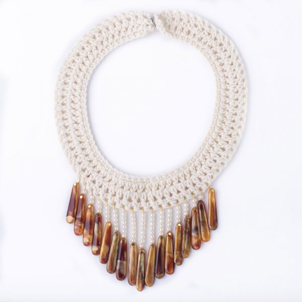 Nitho offwhite & brown necklace