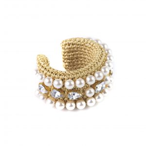 Nitho pearls & crystals cuff BR21005