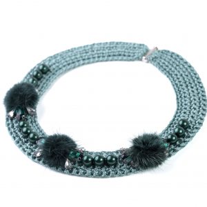Nitho green silk necklace